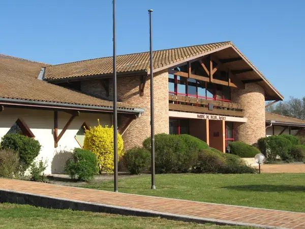 Abri Piscine Motorisé Entreprise abri de piscine Belin-Béliet