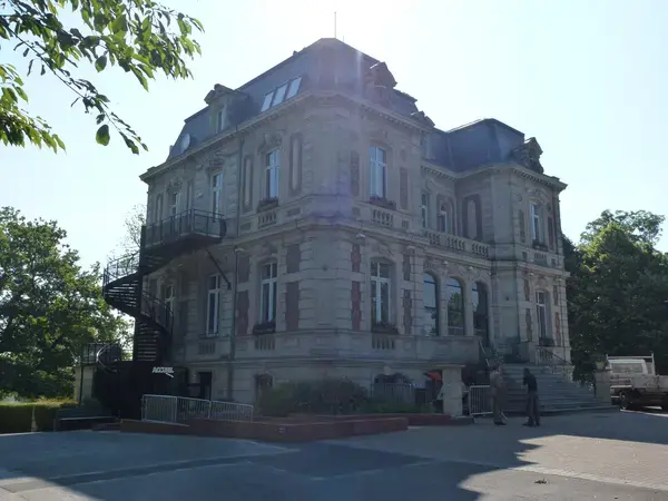 Abri Piscine Motorisé Entreprise abri de piscine Beuvrages