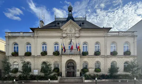 Abri Piscine Motorisé Entreprise abri de piscine Bourg-la-Reine