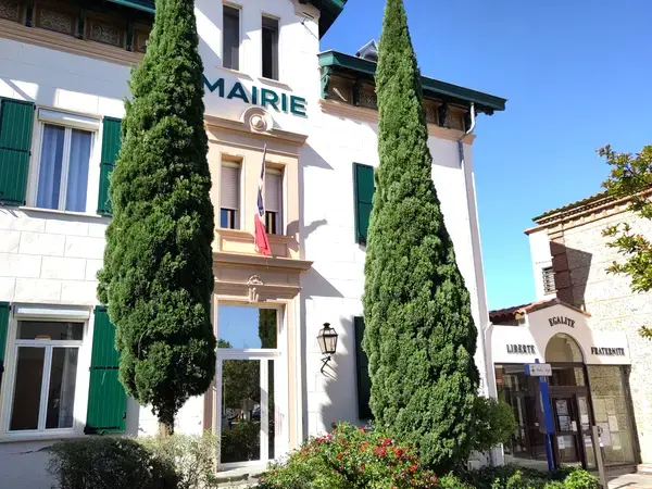 Abri Piscine Motorisé Entreprise abri de piscine Cabestany