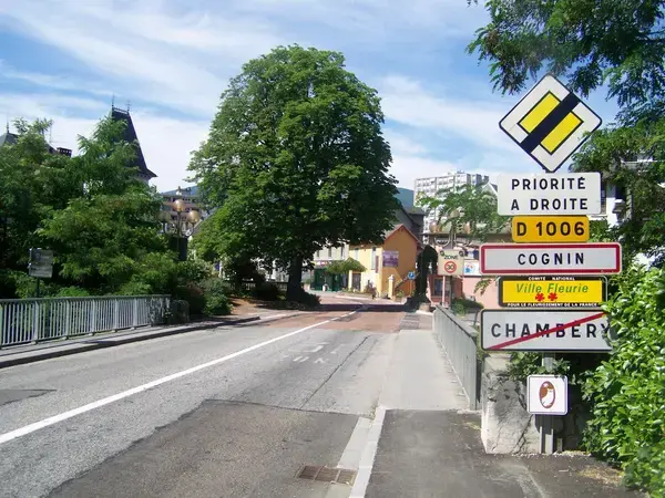 Abri Piscine Motorisé Entreprise abri de piscine Cognin