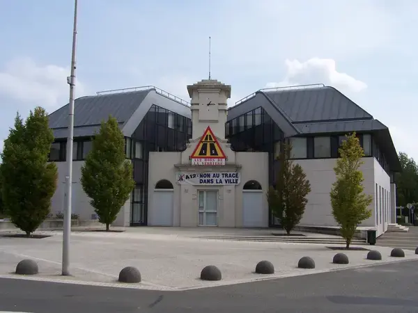Abri Piscine Motorisé Entreprise abri de piscine La Verrière