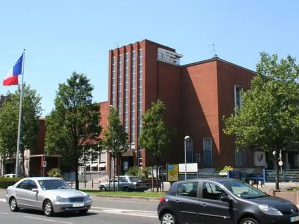 Abri Piscine Motorisé Entreprise abri de piscine Le Bourget
