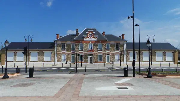 Abri Piscine Motorisé Entreprise abri de piscine Le Coudray-Montceaux