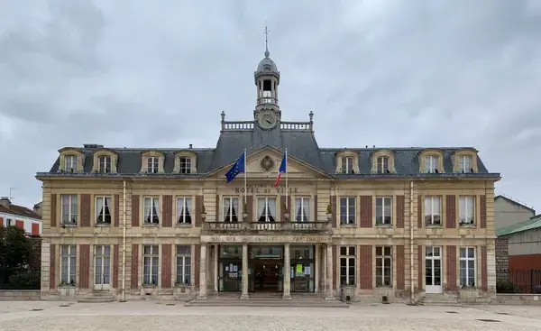Abri Piscine Motorisé Entreprise abri de piscine Maisons-Alfort