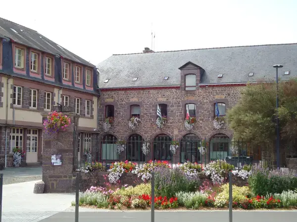 Abri Piscine Motorisé Entreprise abri de piscine Montfort-sur-Meu