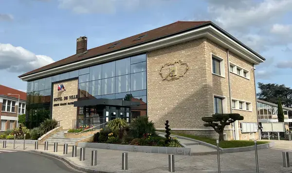 Abri Piscine Motorisé Entreprise abri de piscine Paray-Vieille-Poste