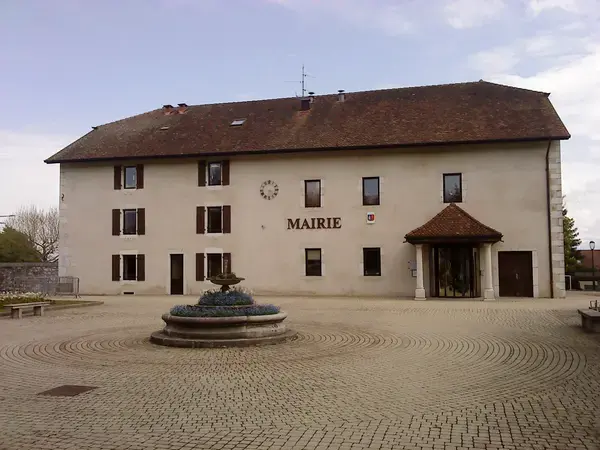 Abri Piscine Motorisé Entreprise abri de piscine Prévessin-Moëns