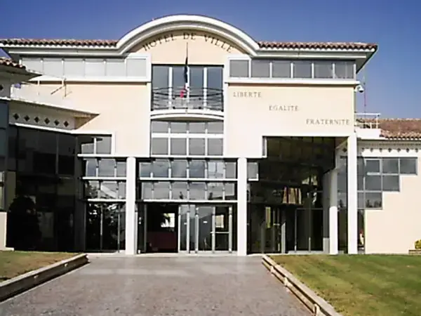 Abri Piscine Motorisé Entreprise abri de piscine Puget-sur-Argens