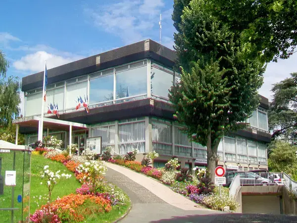 Abri Piscine Motorisé Entreprise abri de piscine Saint-Brice-sous-Forêt