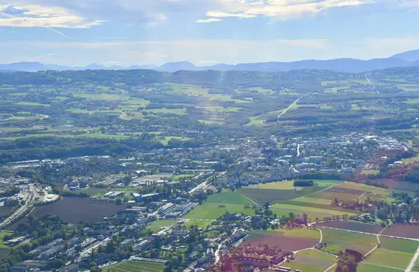 Abri Piscine Motorisé Entreprise abri de piscine Saint-Julien-en-Genevois