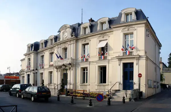 Abri Piscine Motorisé Entreprise abri de piscine Saint-Leu-la-Forêt