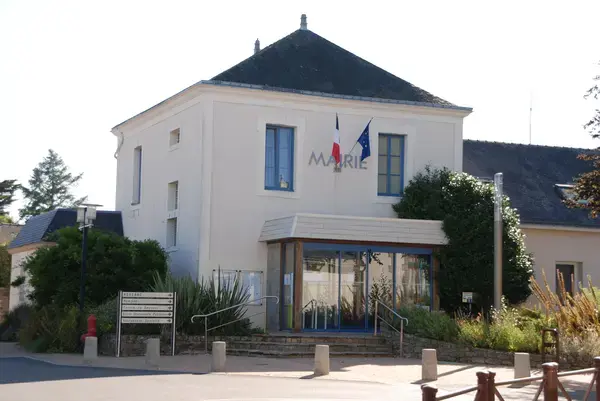 Abri Piscine Motorisé Entreprise abri de piscine Saint-Lyphard