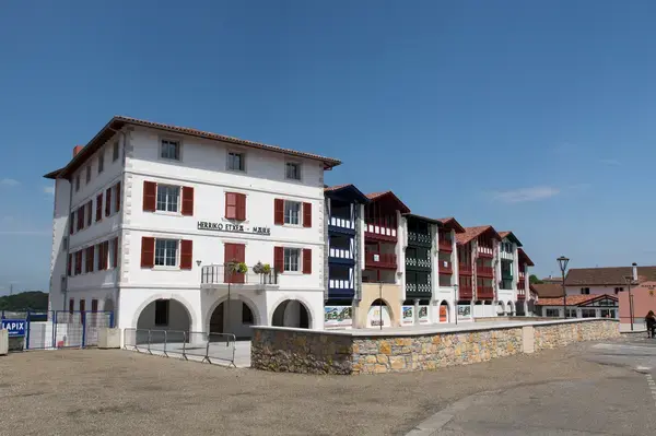 Abri Piscine Motorisé Entreprise abri de piscine Saint-Pierre-d'Irube
