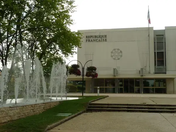 Abri Piscine Motorisé Entreprise abri de piscine Saint-Yrieix-sur-Charente