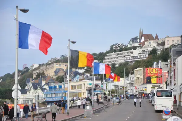 Abri Piscine Motorisé Entreprise abri de piscine Sainte-Adresse