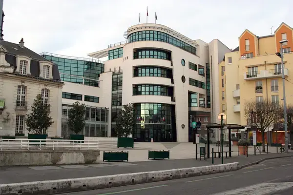 Abri Piscine Motorisé Entreprise abri de piscine Sannois