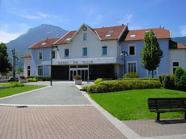 Abri Piscine Motorisé Entreprise abri de piscine Seyssinet-Pariset