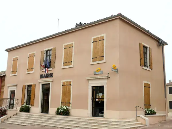 Abri Piscine Motorisé Entreprise abri de piscine Villeneuve